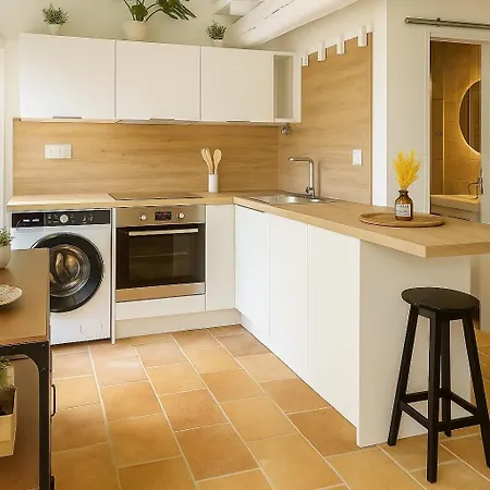 Le Nily Provence, Douceur & Vue D'exception *