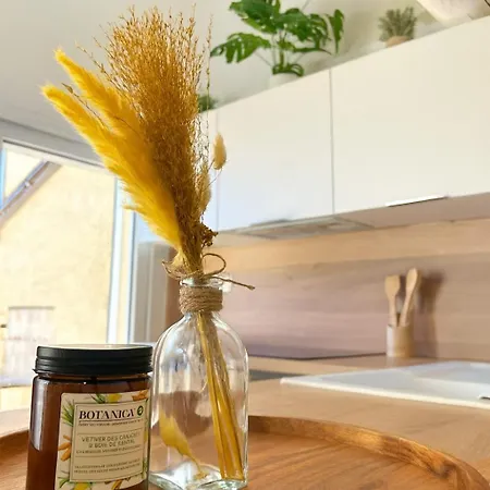 Apartment Le Nily Provence, T2 Cosy Renove Avec Clim, Exterieur Et Parking